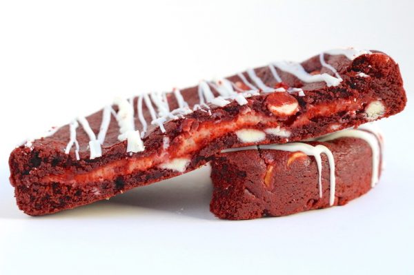 Red Velvet Cheesecake Cookie Cake